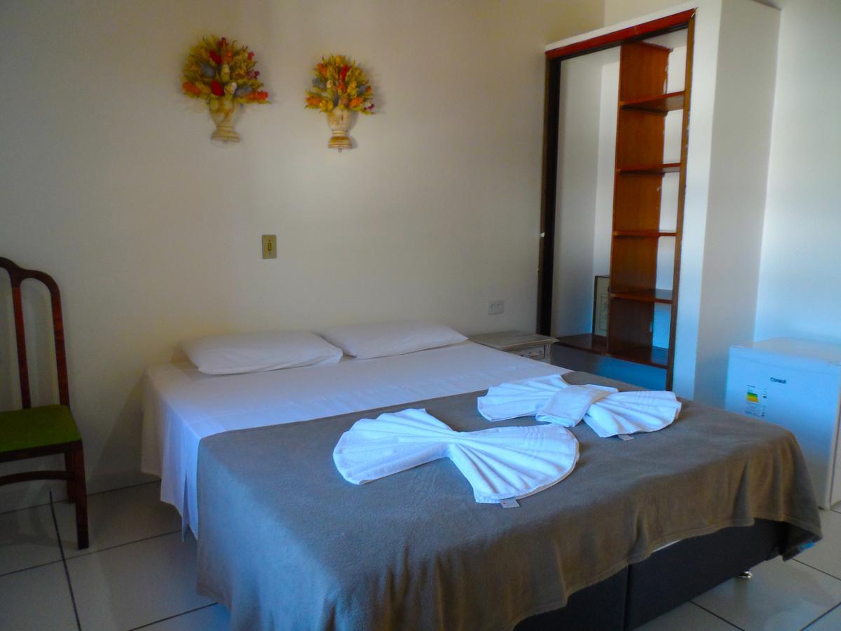 Hotel E Pousada Pouso54 อูบาตูบา ภายนอก รูปภาพ